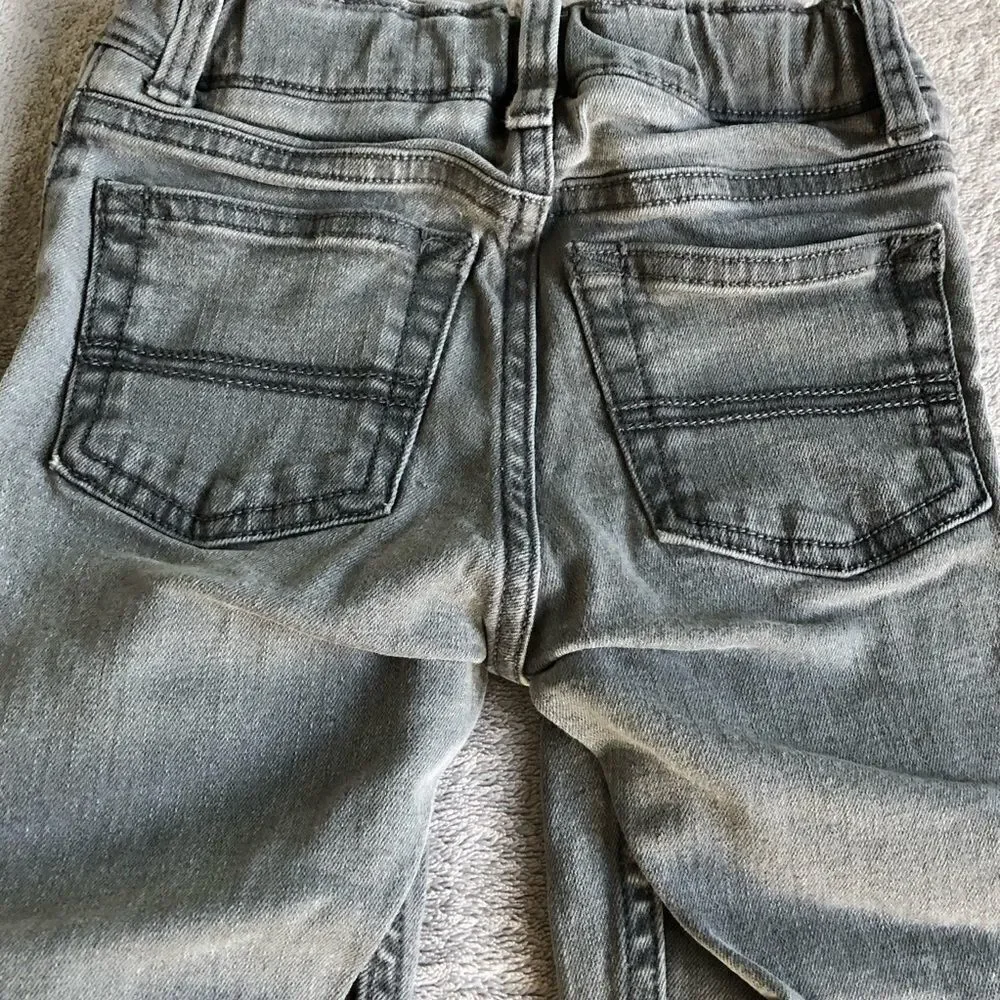 Carter’s Skinny Fit Light Gray Jeans